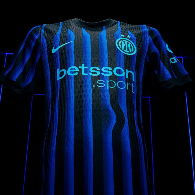 Inter Miláno na debut 2025-60 tričko v Click World Cup Clash vs Monterrey

