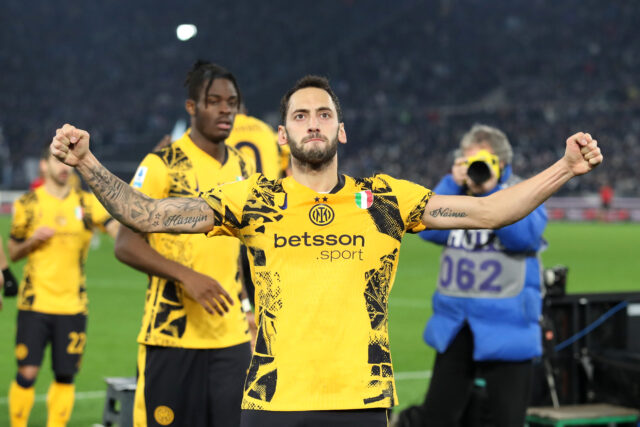 Inter Miláno set hakan calhanoglu cenovka uprostred Galatasaray-záujmu


