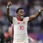 Inter & Napoli by sa mohla zamieňať, keď Juventus otrasenie opúšťa Davida v pochybách