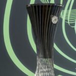 Írsky írsky futbalový klub USA Drogheda zakázané z konferenčnej ligy podľa pravidiel vlastníctva UEFA