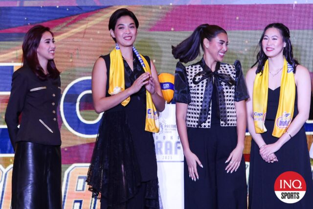 Ivy Aquino sa stretáva s detskou priateľkou Bella Belen Capital1 Spikers Ivy Aquino počas návrhu PVL Rokiii 2025