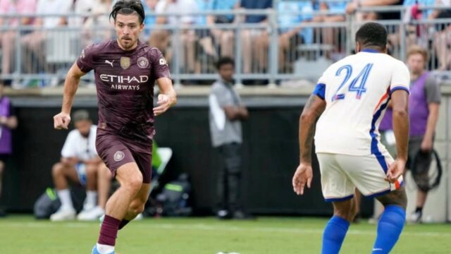 Jack Grialish dal vzťahy s Man City

