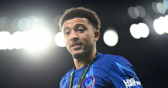 Jadon Sancho de Man United pense que Chelsea s'est déroulé pour une énorme signature de 55 millions de livres sterling après l'avoir rejeté
