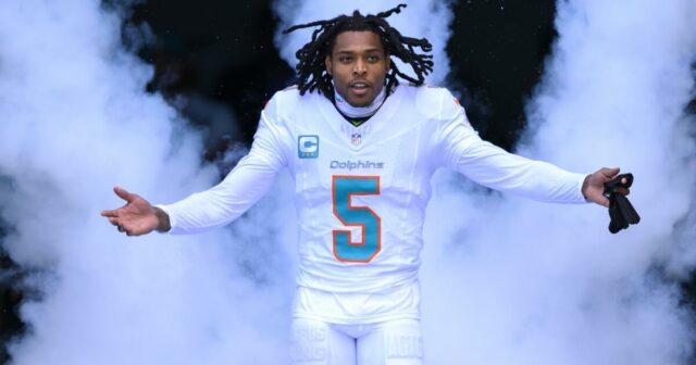 Jalen Ramsey bol obchodovaný za Minkah Fitzpatrick v swape za obranu späť

