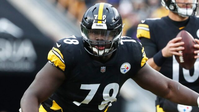 James Daniels umiestni NFL -v perspektíve uprostred prisťahovalectva -

