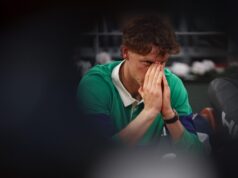 Menovaní traja najväčší kandidáti na titul Jannika Sinnera Jannik Sinner by mal poraziť Carlosa Alcaraza Kryptonita po strate francúzskej otvorenej straty