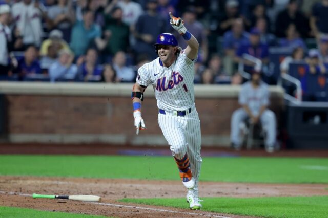 MLB: Občania Washingtonu v New Yorku v lese