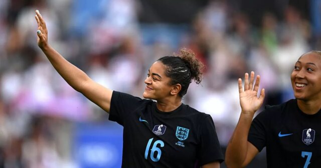 Jess Carter vystrelila euro v angličtine napriek siedmim goal víťazstvom v rozlúčkovej hre

