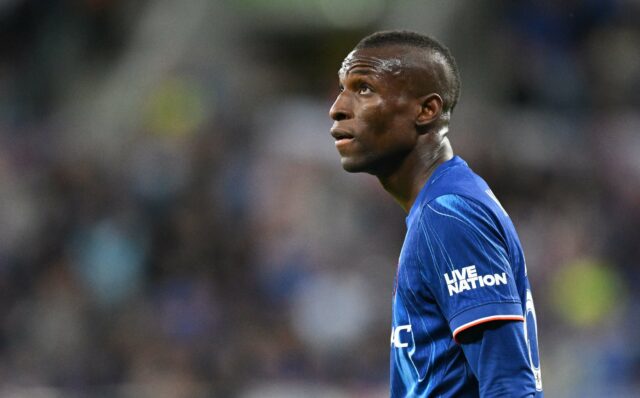 Juventus a Napoli kontakt pre Nicolas Jackson od Chelsea's Nicolas Jackson