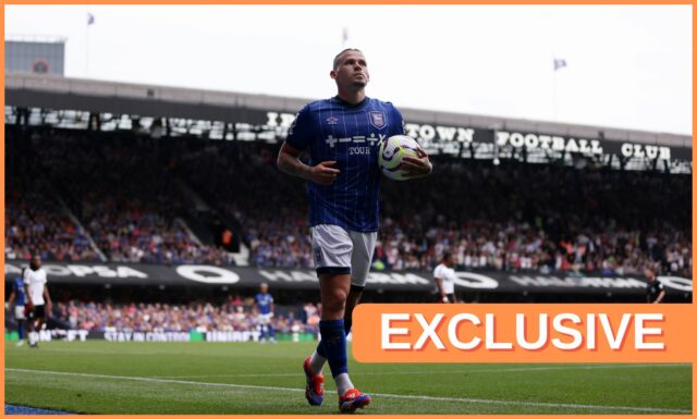 Kalvin Phillips je vyhrievaný pre mesto Ipswich