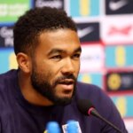 Kapitán Chelsea Reece James robí Enzo Maresca vyhlásenie predtým, ako spôsobí Anglicko