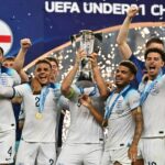 Kde posledné euro víťazi EURO v Anglicku sú Arsenal Target a 8 najstarších debutov | Futbalový šport