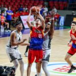 Phoenix Fuel Masters 'Ken Tuffin počas filipínskeho pohára PBA