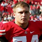 Kirk Barton, bývalý hráč v štáte Ohio a NFL, obvinený zo smrteľnej havárie Ohio