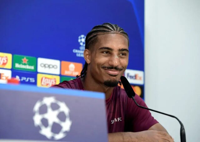 Klub Premier League sa pripojí k Bayer Leverkusen, ktorý súťaží o hviezdu Sevilla

