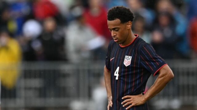 Kojmnt upravuje Donovana, kritika Dempsey, hovorí Tyler Adams

