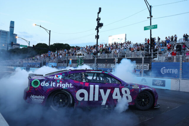 Pilot série NASCAR Cup, Alex Bowman (48), počas Grant Park 165 na ulici Chicago - Zdroj: Imagn