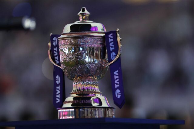 Kompletný zoznam tímov získate Trophy FT IPL. Rcb

