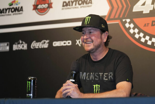 Kurt Busch vezme divokého pána na úkor guvernéra Josha Shapira

