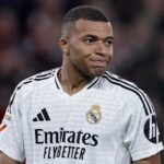 Madrid, Španielsko - 16. apríla: Kylian Mbappe 'z Real Madrid vyzerajú počas Ligy majstrov UEFA 2024/25 štvrťroku zápasu druhej nohy medzi Real Madrid CF a Arsenal FC v Estadio Santiago Bernabeu 16. apríla 2025 v Madride v Španielsku. (Fotografie podľa obrázkových fotografií Agentúra/Getty Images)