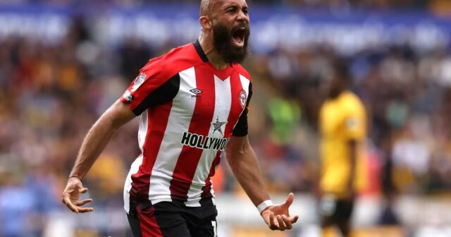 L'as de Premier League Bryan Mbeumo choisit de «rejoindre Manchester United sur Arsenal»
