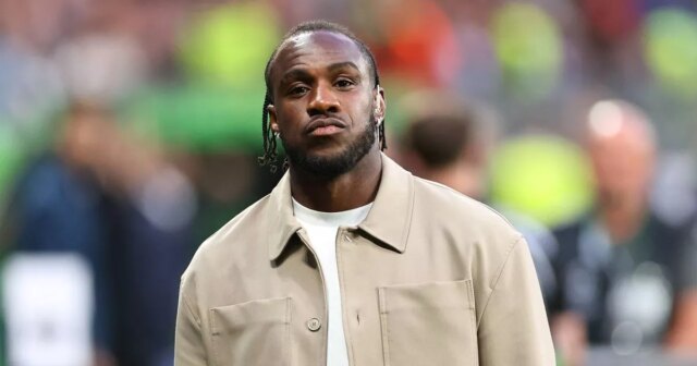 L'avenir de Michail Antonio à West Ham et la décision de transfert après la rééducation des accidents de la voiture d'horreur
