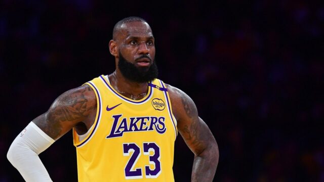 LeBron James dráždi dôchodkové povesti v kryptickom príspevku v sociálnych médiách

