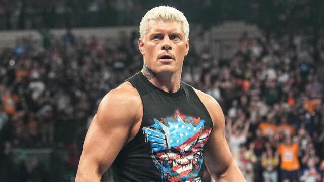 Legenda WWE pre Cody Rhodes sa pravdepodobne obracia na pätu po tom, čo v noci šampiónov získala kráľa prsteňa

