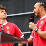 Lewis Hamilton sa môže pochváliť tým, že Ferrariho spoluhráč Charles Leclerc možno porazil