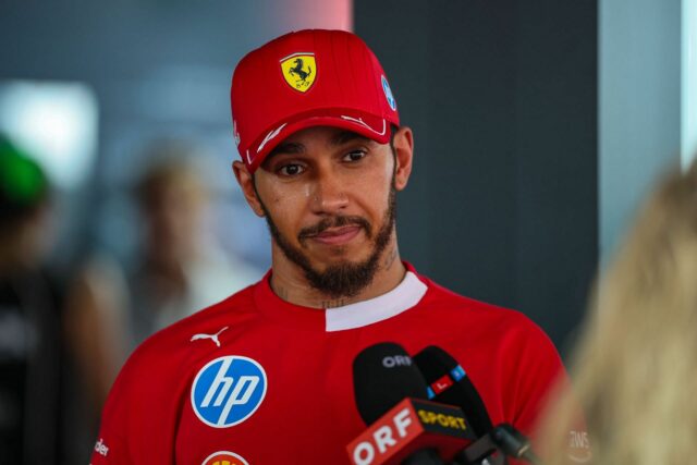 Lewis Hamilton sa pýta Ferrari v sezóne 2025 F1 a zmení zameranie do roku 2026

