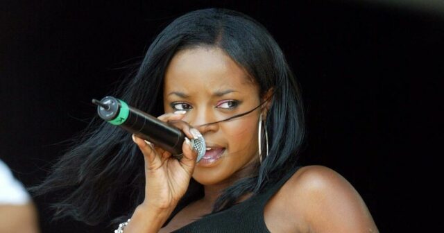 L'ex-footballler `` Star de Sugababes a agressé Keisha Buchanan et l'a interdite avec du rouge à lèvres rouge ''
