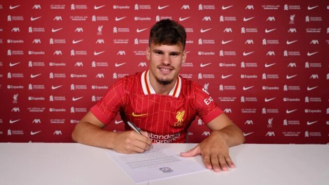 Liverpool oficiálne oznamuje firmu Milos Kerkez na ľavej strane

