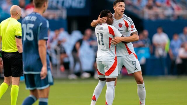 Luciano Acostas Clip dáva víťazstvo FC Dalla proti Sporting KC

