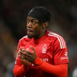 Magpies Eyes Six Wings vrátane troch konkurentov Premier League