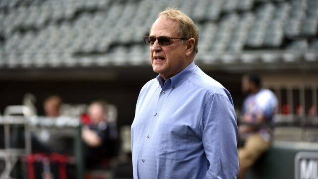 Majiteľ White Sox Reinsdorf, ktorý má byť spadnutý v streľbe na štadión 2023

