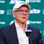 Majiteľka NY Jetsa Woody Johnson súhlasí s nákupom podielu Crystal Palace