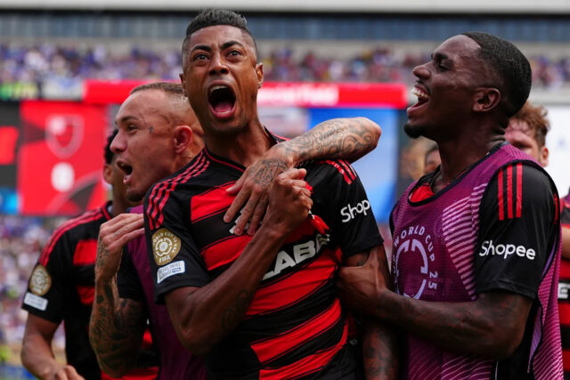 Flamengo's Bruno Henrique v skóre v skóre v skóre svetovej skupiny do Scubmer Subske Tusse Flagens vo Philadelphii, 20. júna 2025 (AP Photo / Derik Hamilton)