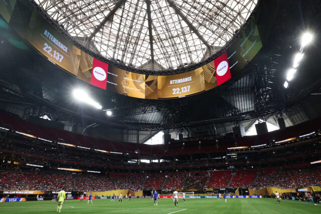 Atlanta, Gruzínsko - 16. júna, fanúšikovia LAFC, ktorí reagujú, keď sa 16. júna v Atlante v Gruzínskom klube FIFA medzi Chelsea FC a Los Angel štadión páčia. (Foto: Alex Grimm / Getty Images)