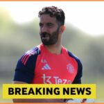 Man United Open sa hovorí s brankárom Aston Villa Emiliano Martinez
