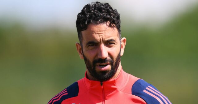 Man Utd Boss Ruben Amorim zastrelil kruté varovanie, keď generálny riaditeľ stanovuje budúce plány

