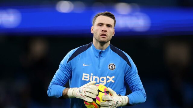 Manchester City Signs Reserve Brankár Marcus Betinelli z Chelsea

