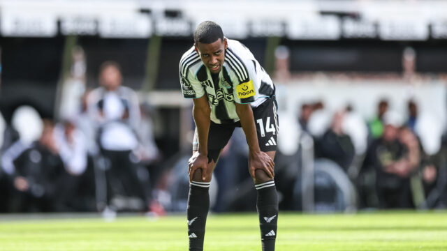 Manchester United Shift Passages hľadajú útočníka, ktorý teraz sleduje hviezdu Newcastle

