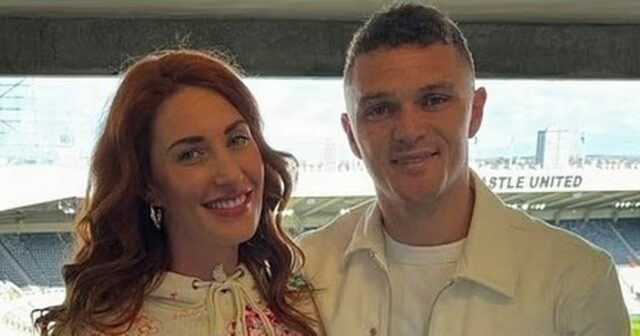 Manželka Kieran Trippier Charlotte prelomí mlčanie anglickej hviezdy po zvesti Chloe Ferryho.

