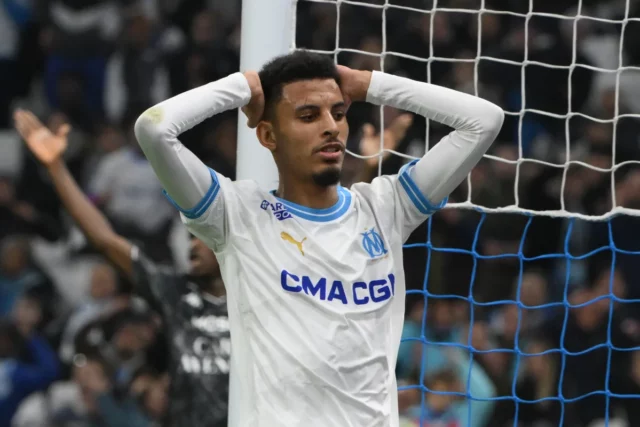 Marseille Set Požiadajte o cenu za Brighton Target Azzedine Oounahi

