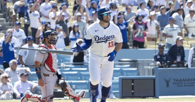 Max Muny Kara po siedmich platnosť dvoch homárov na víťazstve Dodgers

