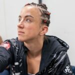 Maycee holič vytiahnutý z hlavnej udalosti proti Blanchfielde
