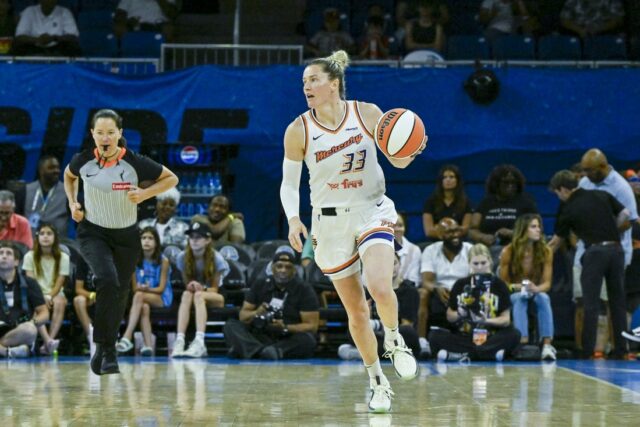 WNBA: Phoenix Mercury Chicago na oblohe