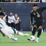 Mexiko bije Saudskú Arábiu 2-0, aby vstúpila do semifinále Zlatého pohára Confaf