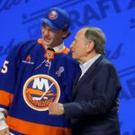 NY Islanders Vyberte obrancu Matthew Schaefer prvý v roku 2025 NHL Draft