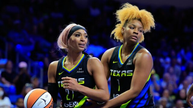 Nalyssa Smith šokovaný obchodom s krídlami do Azenu uprostred sezónneho boja

